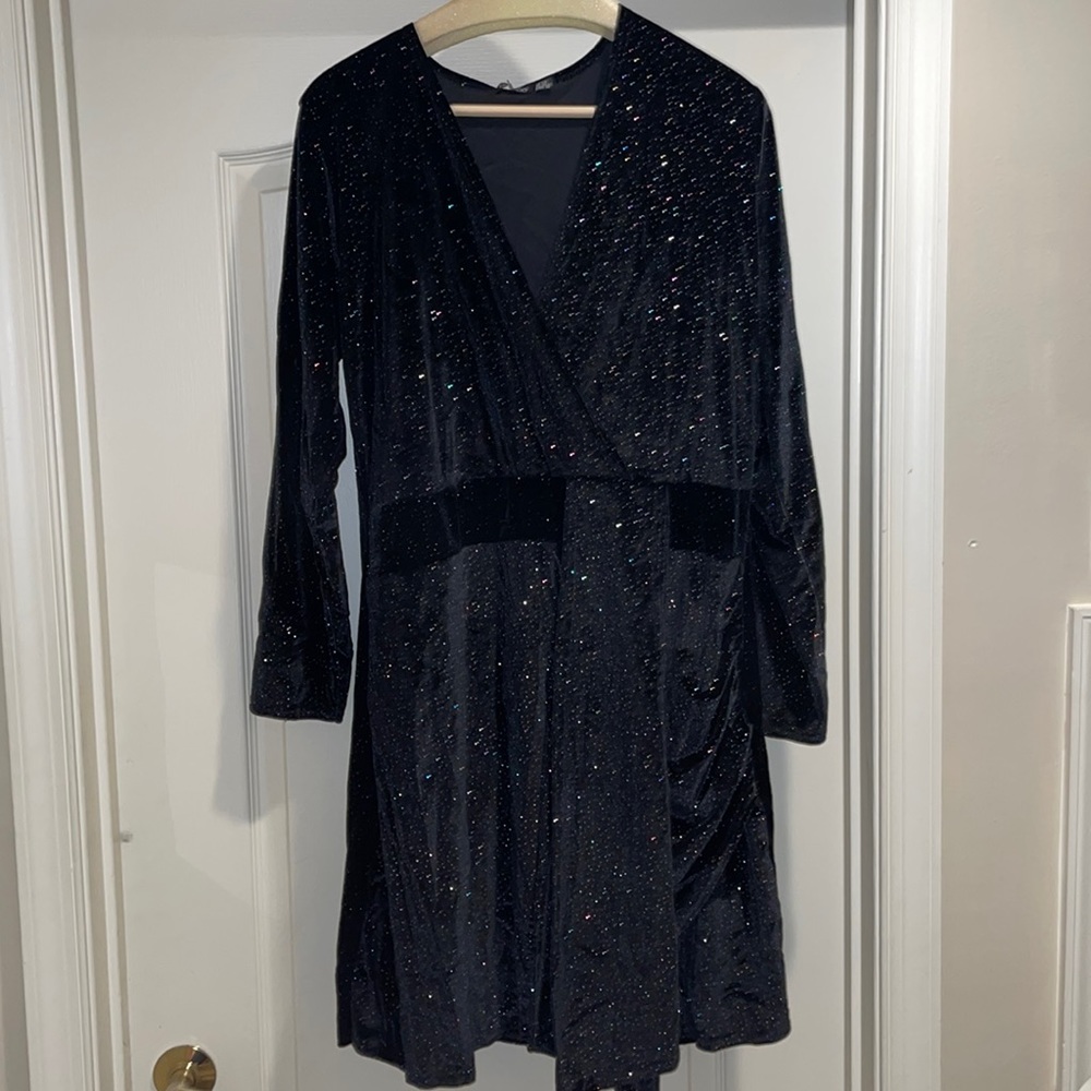 Boohoo size 18 long-sleeve black velvet drape dress